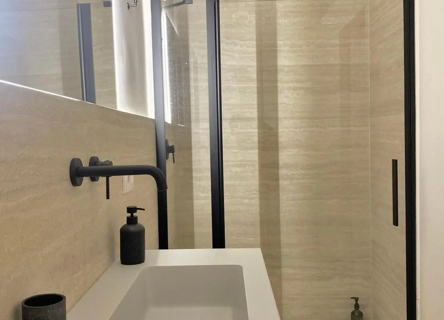 Veneto Suites By Supastays Rome Guest house